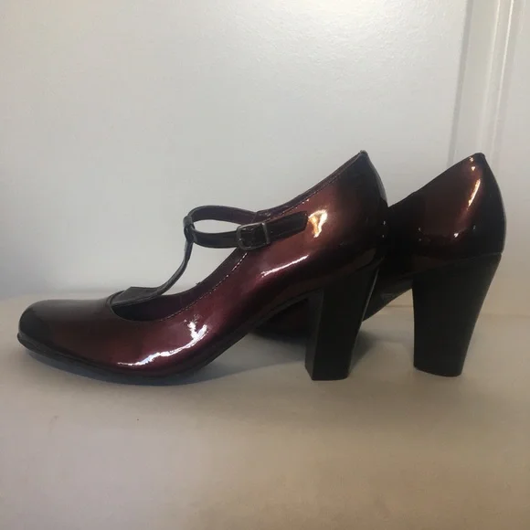 Bos & Co Bordeaux patent leather T-strap Mary Janes size 38 - Picture 8 of 8